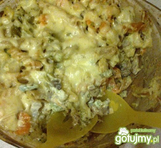 Zapiekanka z kurczakiem i warzywami Zapiekanka z kurczakiem i warzywami