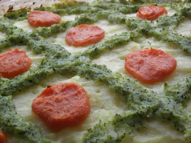 Zapiekanka z musem z łososia.