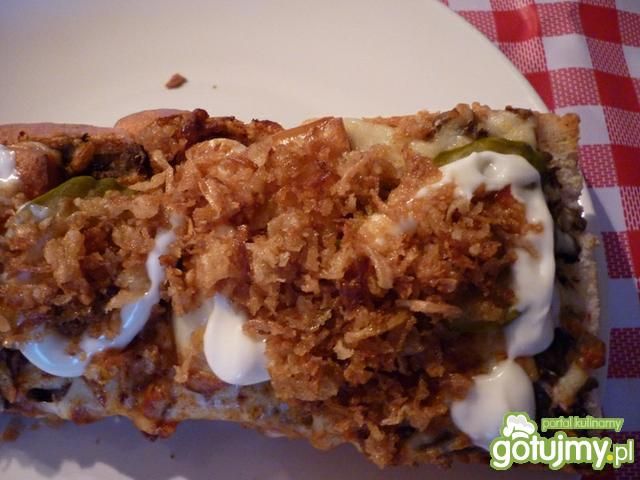 Zapiekanka z oscypkiem po góralsku