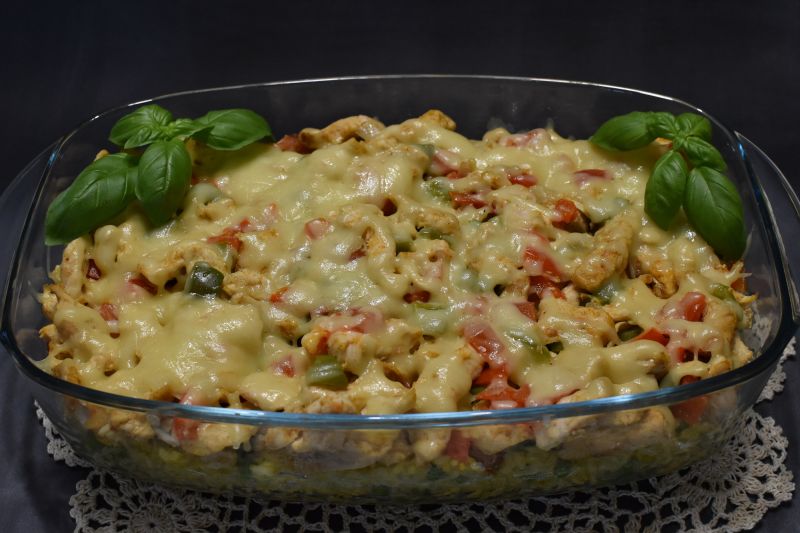 Zapiekanka z ryżem i kurczakiem