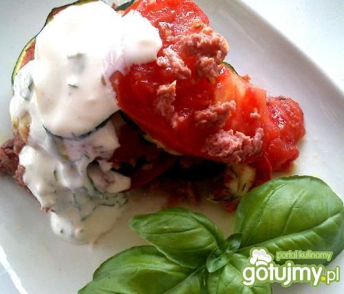 Zapiekanka z warzyw i polędwicy wołowej