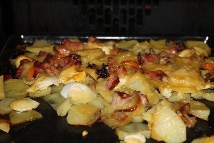 Zapiekanka z ziemniaków Zapiekanka z ziemniaków