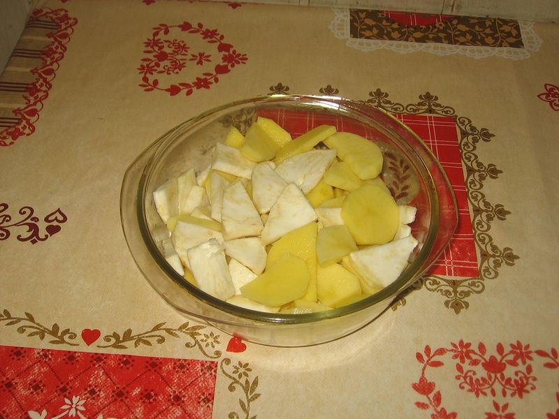 Zapiekanka z ziemniaków i selera