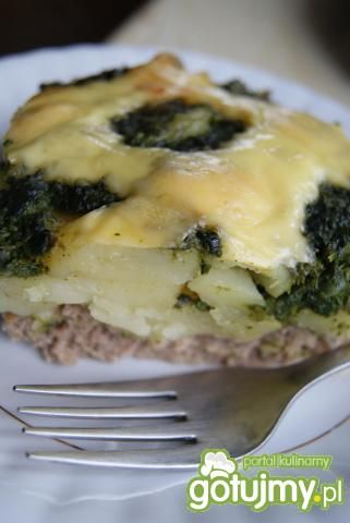 Zapiekanka z żółtym serem i szpinakiem Zapiekanka z żółtym serem i szpinakiem