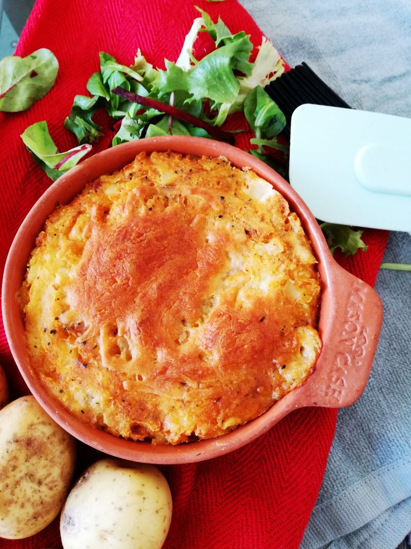 Zapiekanka ziemniaczana z kiełbaską