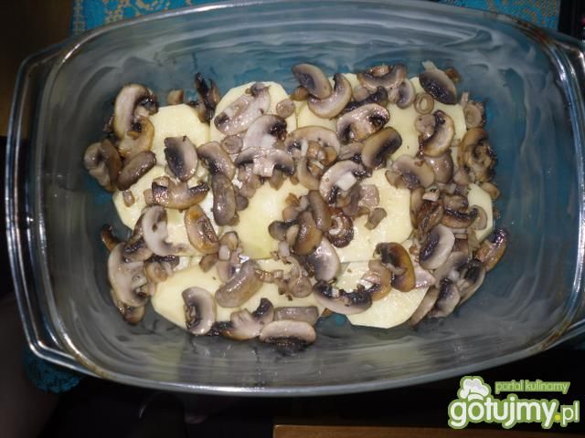 Zapiekanka ziemniaczana z mielonym.