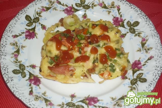 Zapiekanka ziemniaczana z porem i boczki
