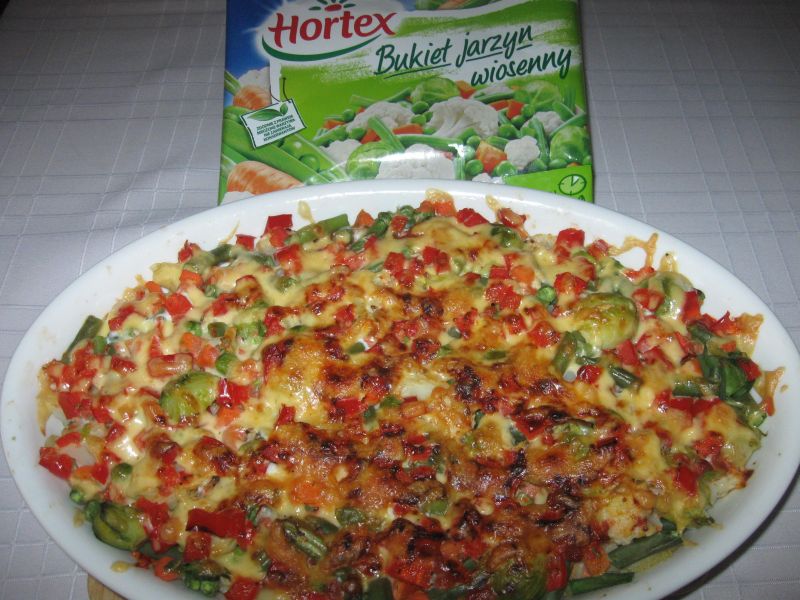Zapiekanka ziemniaczano-makaronowa z warzywami  Zapiekanka ziemniaczano-makaronowa z warzywami