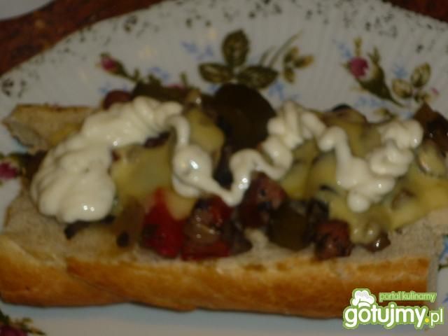 Zapiekanki z boczkiem i pieczarkami