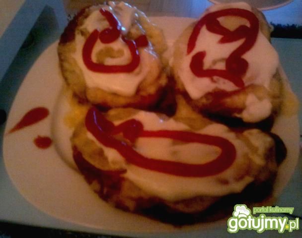 Zapiekanki z chlebka ciemnego gina Zapiekanki z chlebka ciemnego gina