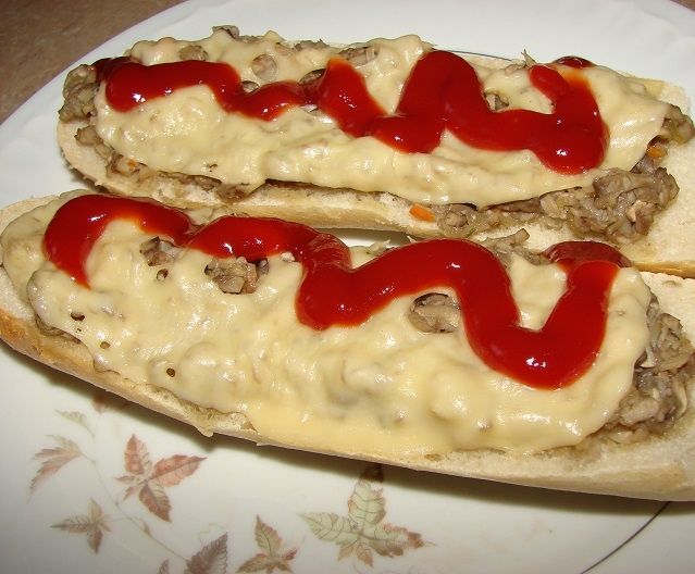 Zapiekanki z pieczarkami