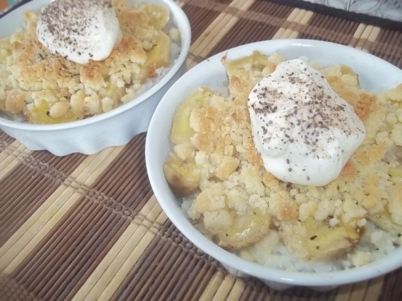 Zapiekany ryż z kruszonką i bananami Zapiekany ryż z kruszonką i bananami