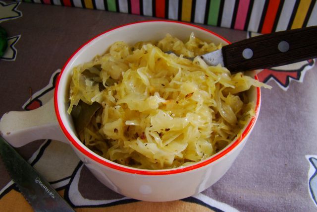 Zasmażana kapusta z koperkiem