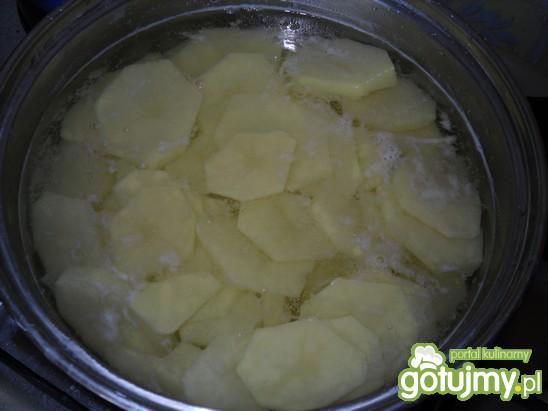 Zasmażane ziemniaki z cebula
