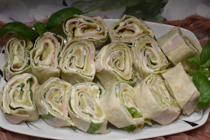 Zawijane karnawałowe Tortille Zawijane karnawałowe Tortille