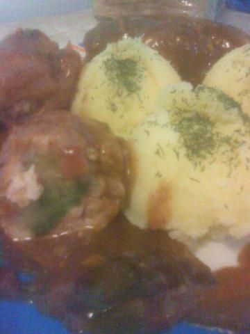 Zawijany schab z papryką i cebulą