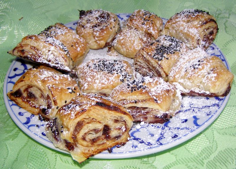 Zawijaski francuskie z dżemem.