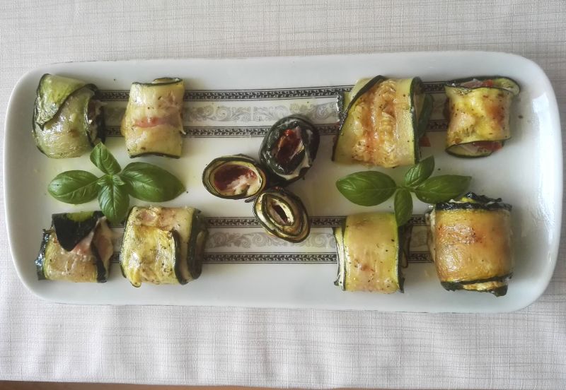 Zawijaski z cukinii 
