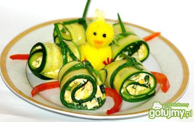 Zawijaski z cukinii i pasty jajecznej Zawijaski z cukinii i pasty jajecznej