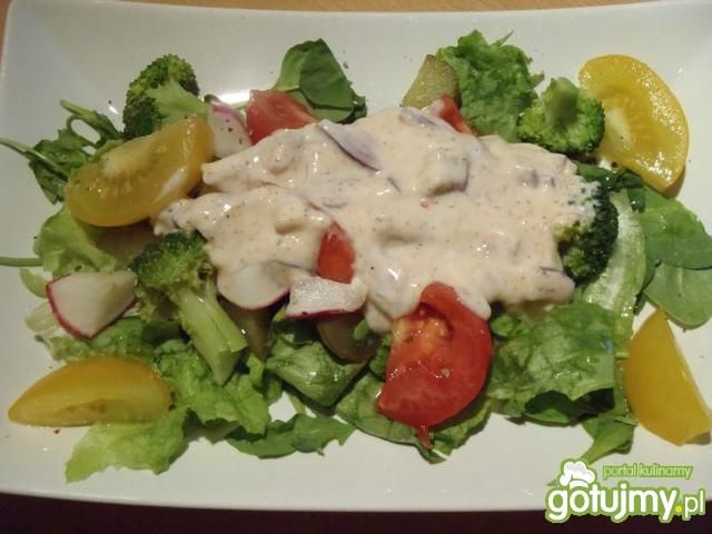 Zdrowa kolacja na sałacie Zdrowa kolacja na sałacie