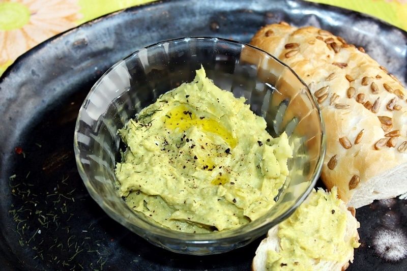 Zdrowa pasta z jajek i awokado Zdrowa pasta z jajek i awokado