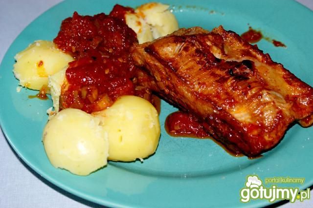 Żeberka duszone w pomidorach Żeberka duszone w pomidorach