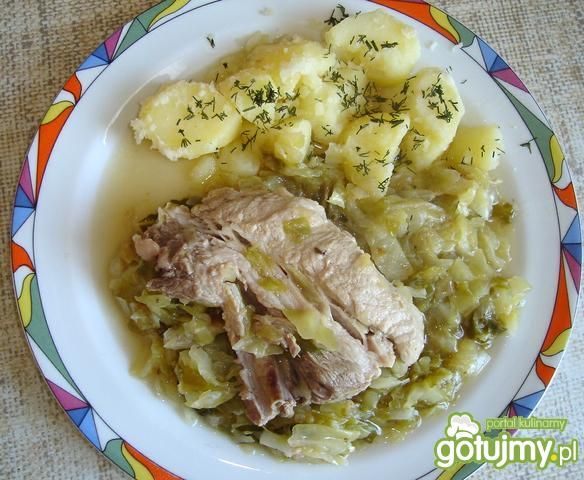 Żeberka w kapuście słodkiej Żeberka w kapuście słodkiej
