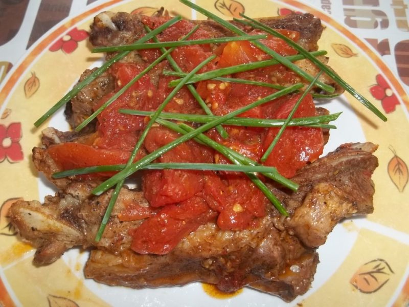 Żeberka w pomidorach Żeberka w pomidorach