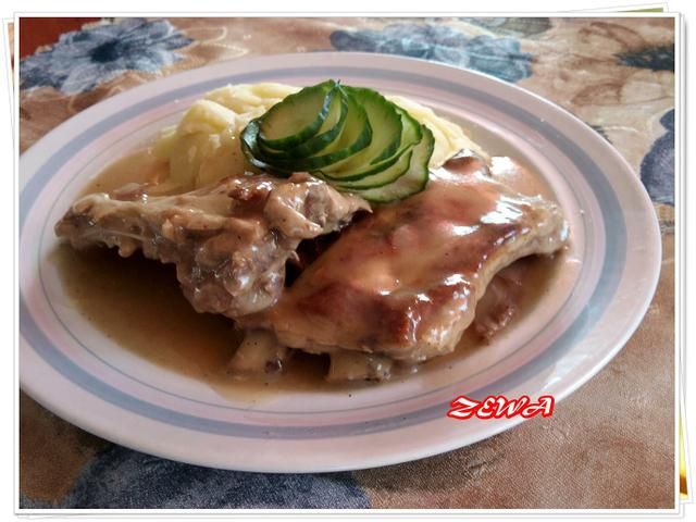 Żeberka w sosie Żeberka w sosie