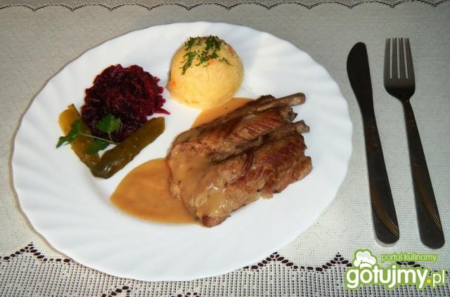 Żeberka wieprzowe w sosie   Żeberka wieprzowe w sosie