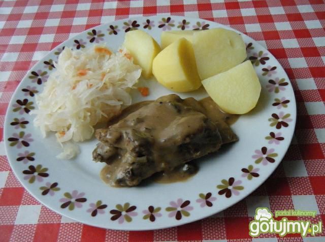 Żeberka wieprzowe w sosie grzybowym Żeberka wieprzowe w sosie grzybowym