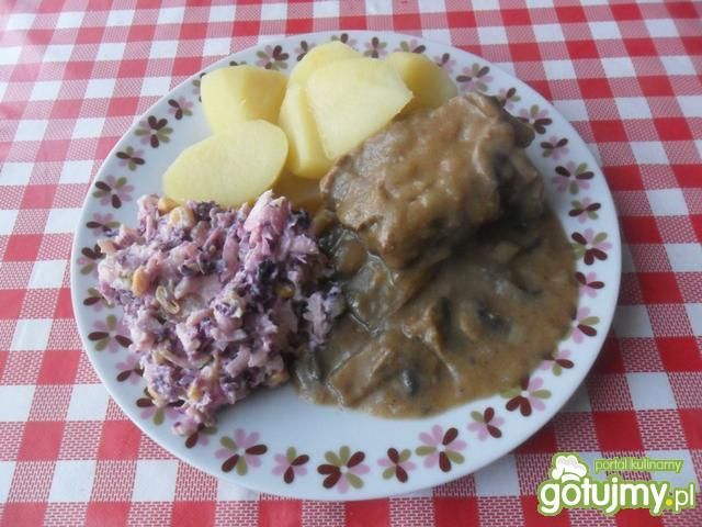 Żeberka wieprzowe w sosie pieczarkowym