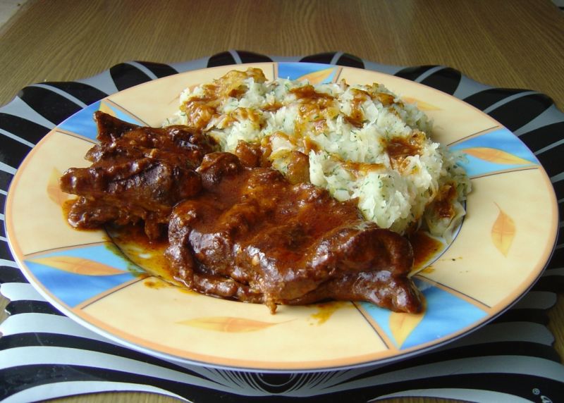 Żeberka Wieprzowe z Ciapkapustą