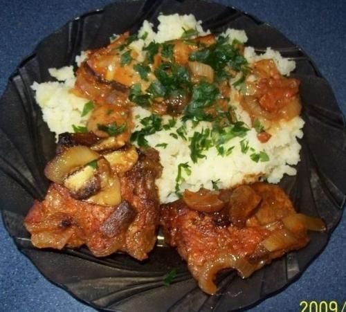 Żeberka z grzybami w sosie z coca-coli