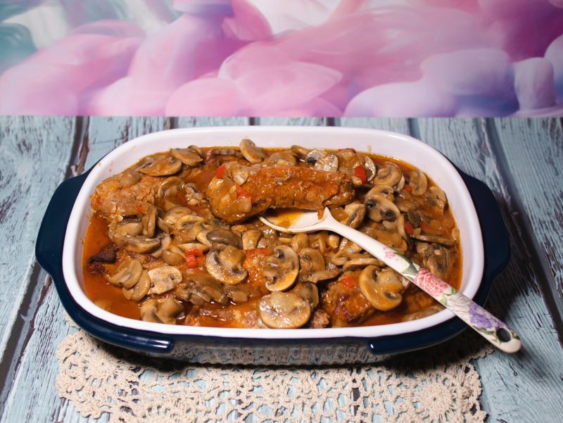 Żeberka z pieczarkami Żeberka z pieczarkami