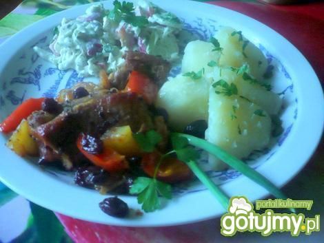 Żeberka z warzywami Żeberka z warzywami