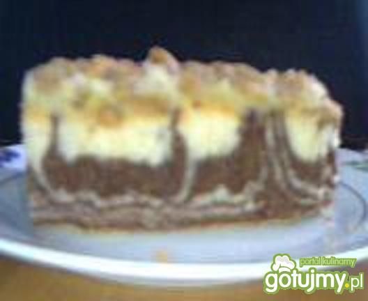 Zebra z polewą i orzechami 