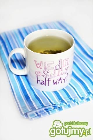 Zielona herbata imbirowo - ananasowa Zielona herbata imbirowo - ananasowa