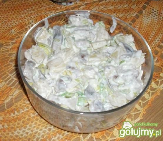 Zielona sałatka sledziowa Zielona sałatka sledziowa