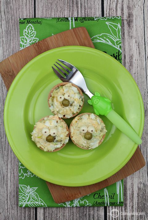 Zielona sałatka w wafelkach Zielona sałatka w wafelkach