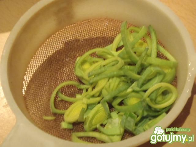 Zielona sałatka z sezamem