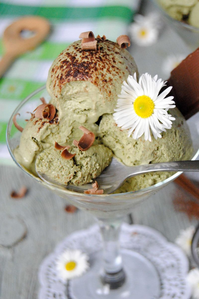 Zielone lody matcha Zielone lody matcha