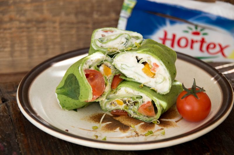 Zielone ruloniki z twarożkiem i warzywami