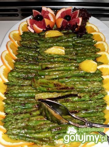 Zielone szparagi z pomarańczową nutą   Zielone szparagi z pomarańczową nutą