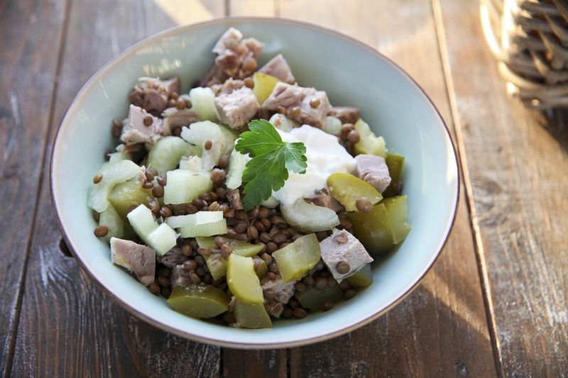 Zielono-brazowa sałatka z soczewicą Zielono-brazowa sałatka z soczewicą