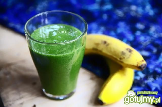 Zielony koktajl banan-pietruszka