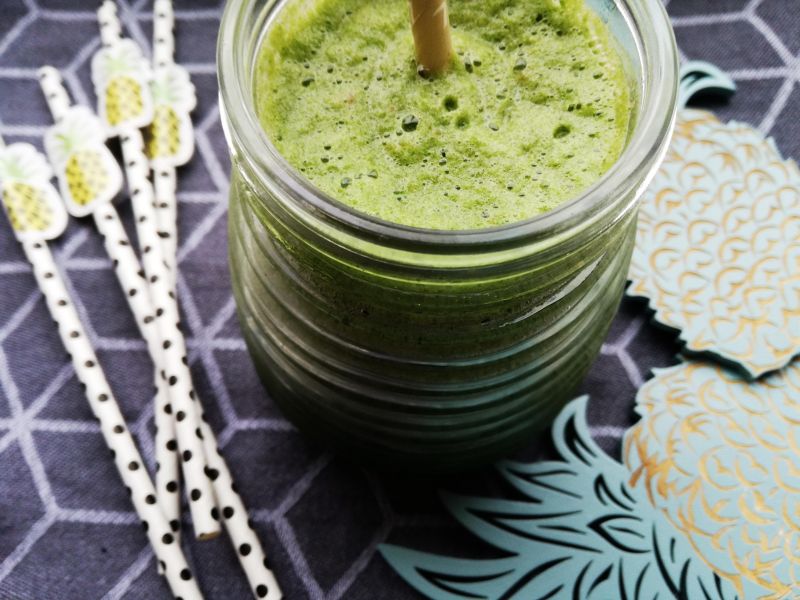 Zielony koktajl z marchewką