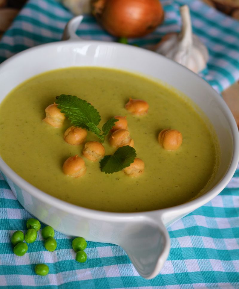 Zielony krem z pora i groszku Zielony krem z pora i groszku