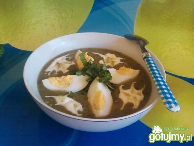 Zielony krem ze szczawiu.