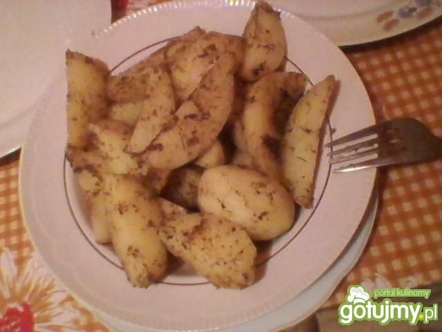 ziemiaczki ziołowe z parowaru